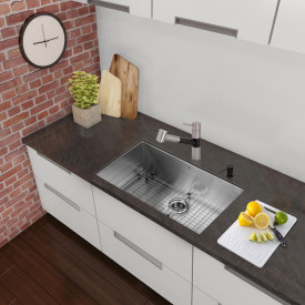 VIGO All-in-One 23-inch Stainless Steel Undermount Kitchen Sink and Branson Stainless Steel/Matte Black Faucet Set